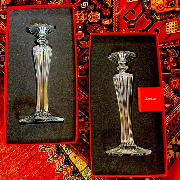 AUTHENTIC BACCARAT MILLE NUITS BOUGEOIR CRYSTAL CANDLESTICK SET OF TWO 2 - Picture 2 of 16